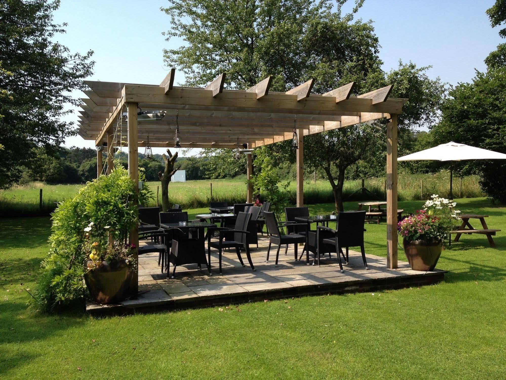 The Nags Head Hotel Great Missenden Exterior photo